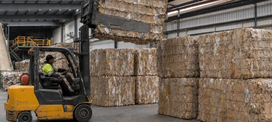 How heavy is a cardboard bale in an industrial warehouse?